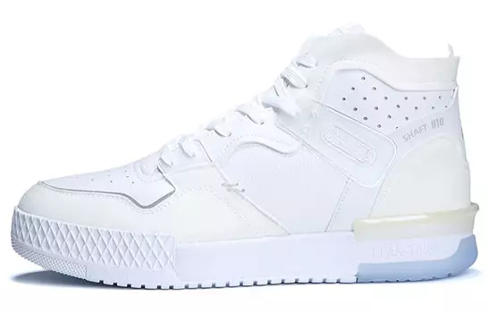 Обувь для образа жизни Мужская с высоким берцем Белого цвета Peak