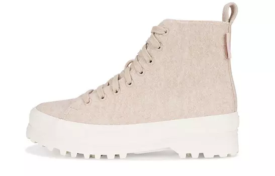 Обувь для образа жизни женская с высоким берцем бежевого цвета Superga