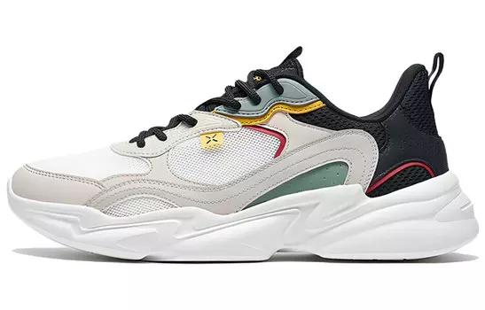 Обувь для повседневной носки Мужская с низким верхом Sail Белый/цвет слоновой кости Белый/черный Xtep