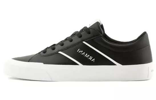 Кроссовки Armani Exchange Skateboarding, черный/белый