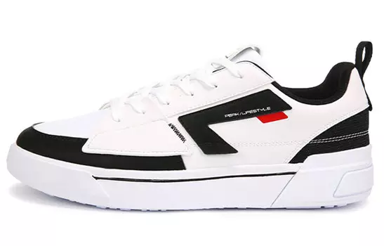 Обувь для скейтбординга Мужская низкая белая/черная Peak