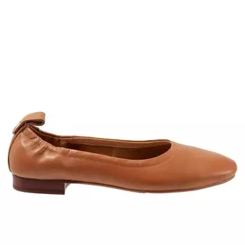 Обувь на низком каблуке Trotters Gia