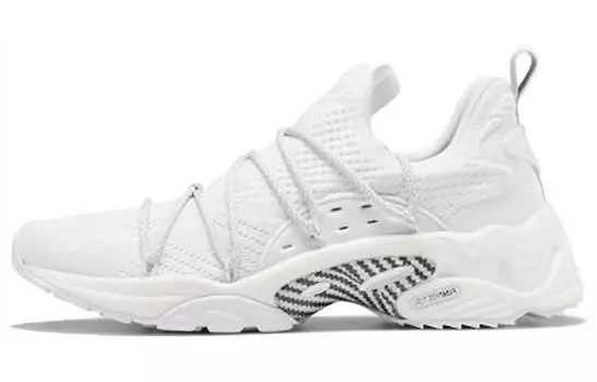 Кроссовки Reebok Trideca 200 Sports Shoes White/Black/Gray