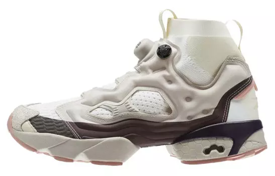Кроссовки InstaPump Fury Reebok Ultraknit 'Sand Stone'