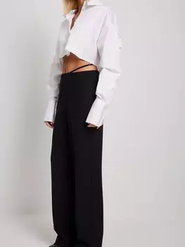 Обычные брюки NA-KD, черный