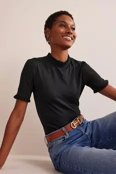 Очень мягкая футболка с рюшами Boden, черный