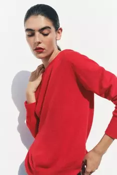 Очень мягкий свитер из 100% шерсти ZARA, красный