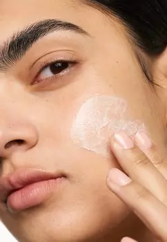 Очищающее средство Aveda