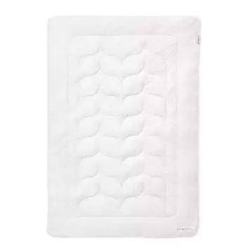 Одеяло из волокна OBB летнее одеяло Selma легкая стеганая кровать очень легкая 155х220 см OBB Oberbadische Bettfedernfabrik