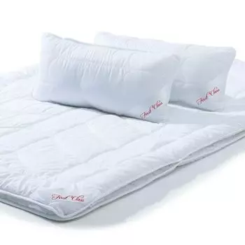 Одеяло первого класса на 4 года 1x220x260 + 2x40x80 PES из микрофибры 2950 г + 2x600 г для стегания зоны тела CelinaTex