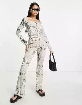 Одноцветные брюки-клеш из сетки Topshop