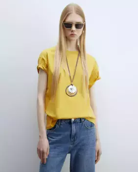 Однотонная футболка Sfera, цвет Mostaza