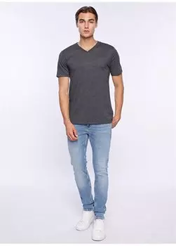 Однотонная темно-серая мужская футболка с круглым вырезом 645979 Gap, серый