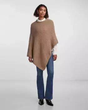 Однотонное бежевое пончо со структурой Pieces
