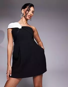 Однотонное перекрученное мини-платье на одно плечо Lavish Alice