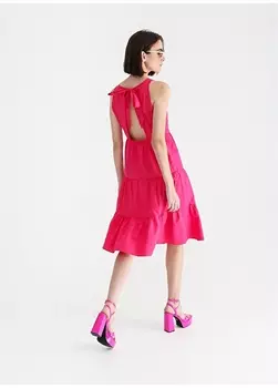 Однотонное розовое женское платье миди с круглым вырезом Aeropostale