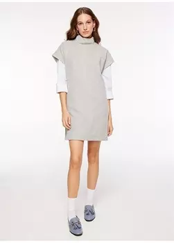 Однотонное серое мини-женское платье с высоким воротником Fabrika