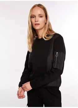 Однотонный черный женский свитшот с круглым вырезом Fabrika