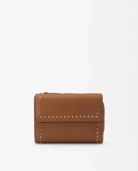 Однотонный женский кошелек среднего размера с клапаном и магнитной застежкой с заклепками Parfois, коричневый