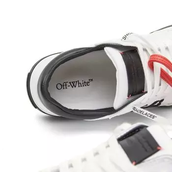 Off-White Кроссовки из вулканизированной парусины, черный