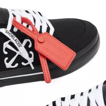 Off-White Кроссовки из вулканизированной парусины, черный