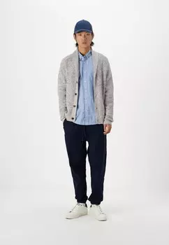 Официальная рубашка STANDARD GAP, черный