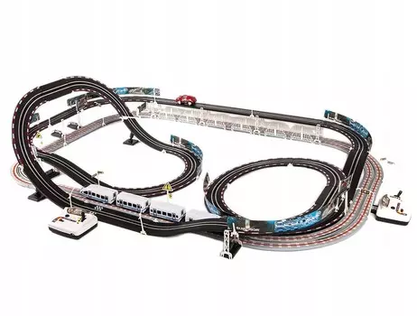 Огромная гоночная трасса + электропоезд AIG