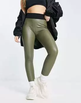 Оливковые леггинсы из искусственной кожи с высокой талией Urban Classics