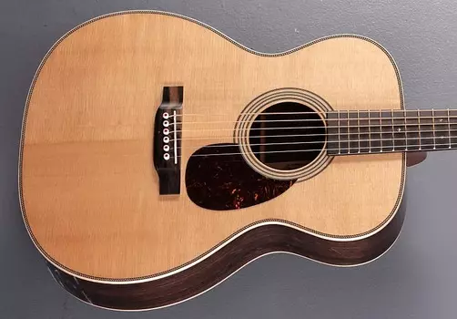 ОМ-28 Модерн Делюкс Martin OM-28 Modern Deluxe
