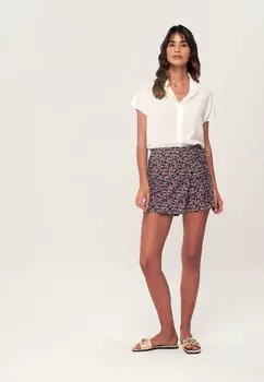 Он заворачивает юбку и шорты Herita, синий