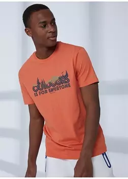Оранжевая мужская футболка Columbia