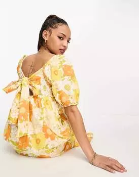 Оранжевое ярусное платье миди с квадратным вырезом и ретро-принтом New Look