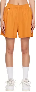 Оранжевые шорты Nike с вышивкой
