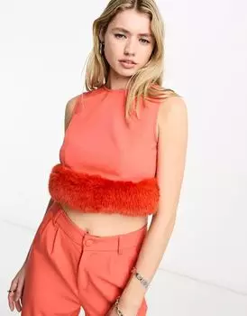 Оранжевый короткий топ без рукавов Extro & Vert с нижним краем из искусственных перьев, цвет: