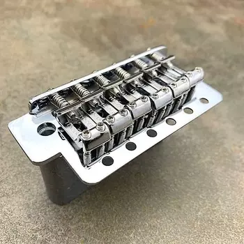 Оригинальный бридж Fender — винтажный стиль, стандартный Stratocaster — P-GTST-M