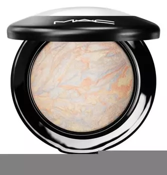 Осветляющая запеченная пудра MAC Cosmetics Mineralize Skinfinish, оттенок Lightscapade 10 г