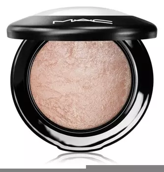 Осветляющая запеченная пудра MAC Cosmetics Mineralize Skinfinish, оттенок Soft & гentle 10 г