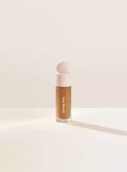 Осветляющий консилер Liquid Touch Rare Beauty, цвет 400w/medium tan with warm neutral undertones