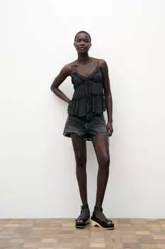 Отрезные шорты ZARA, черный