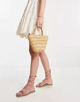 Овсяные босоножки на платформе New Look Wide Fit с заклепками и ремешком на щиколотке