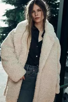 Пальто из искусственного меха ZARA, устрично-белый