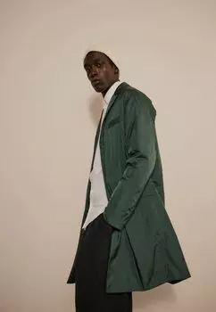 Пальто классическое Aspesi, хаки