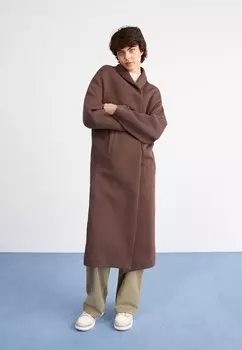 Пальто классическое TECH FLEECE DUSTER Nike Sportswear, цвет baroque brown/black