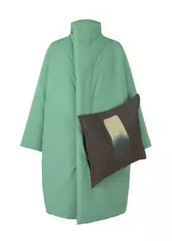 Пальто rb_stylo-bille cushion coat Homme Pliss Issey Miyake, зеленый