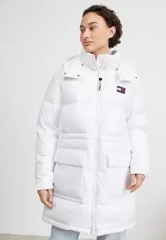 Пальто Tommy Jeans АЛЯСКА ПУФФЕР, белый