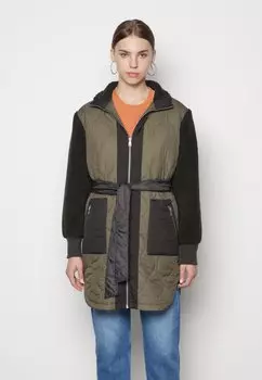 Пальто зимнее ONLY приталенное, зеленый