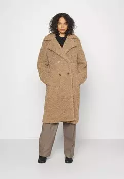 Пальто зимнее Saint Tropez, темно-коричневый