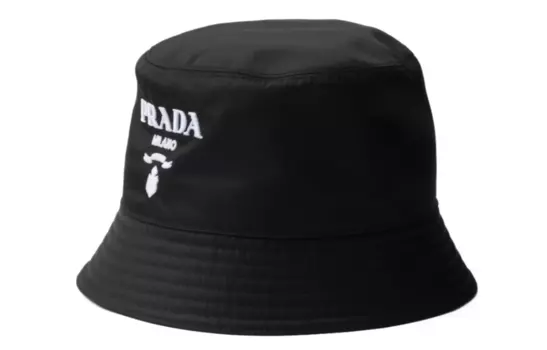 Панама с вышитым логотипом PRADA