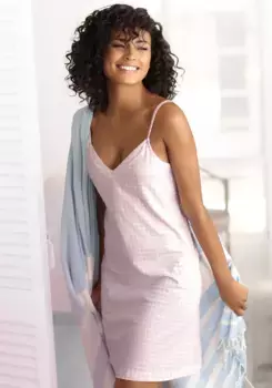 Пеньюар Vivance Dreams с тонким узором и краем, связанным крючком, белый