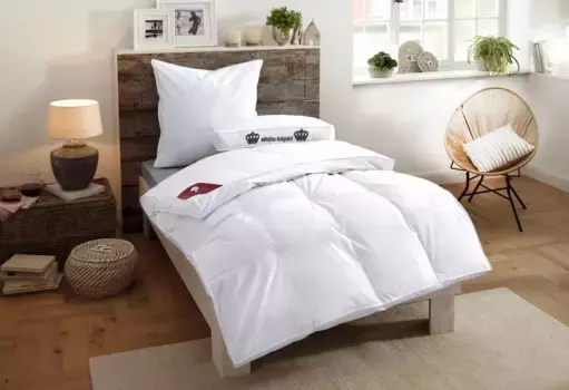 Перьевое одеяло RIBECO "Эмили", очень теплое, наполнитель 90% перо и 10% пух, чехол 100% хлопок, (1 шт.), очень высокая внешняя перекладина для большого объема 200х220 см, белый